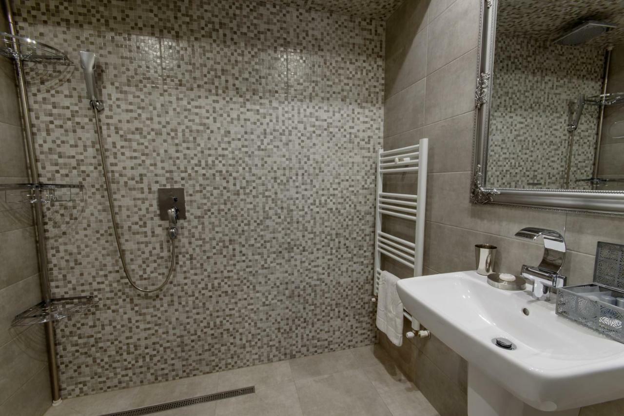 Williams House Hotel ฮูเนโดอารา ภายนอก รูปภาพ